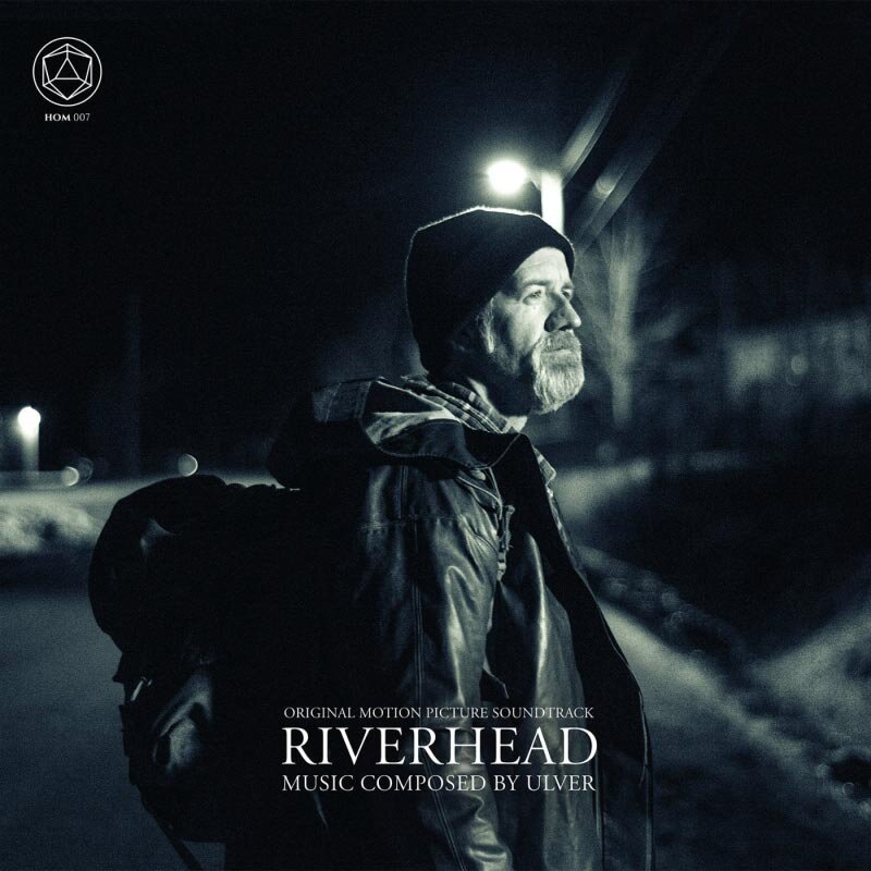 Riverhead jacket black on sale label